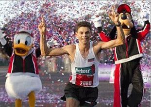 O brasileiro Fredison Costa, de 33 anos, foi o grande vencedor da Maratona da Disney, disputada no último dia 09 de janeiro,em Orlando / Foto: Divulgação